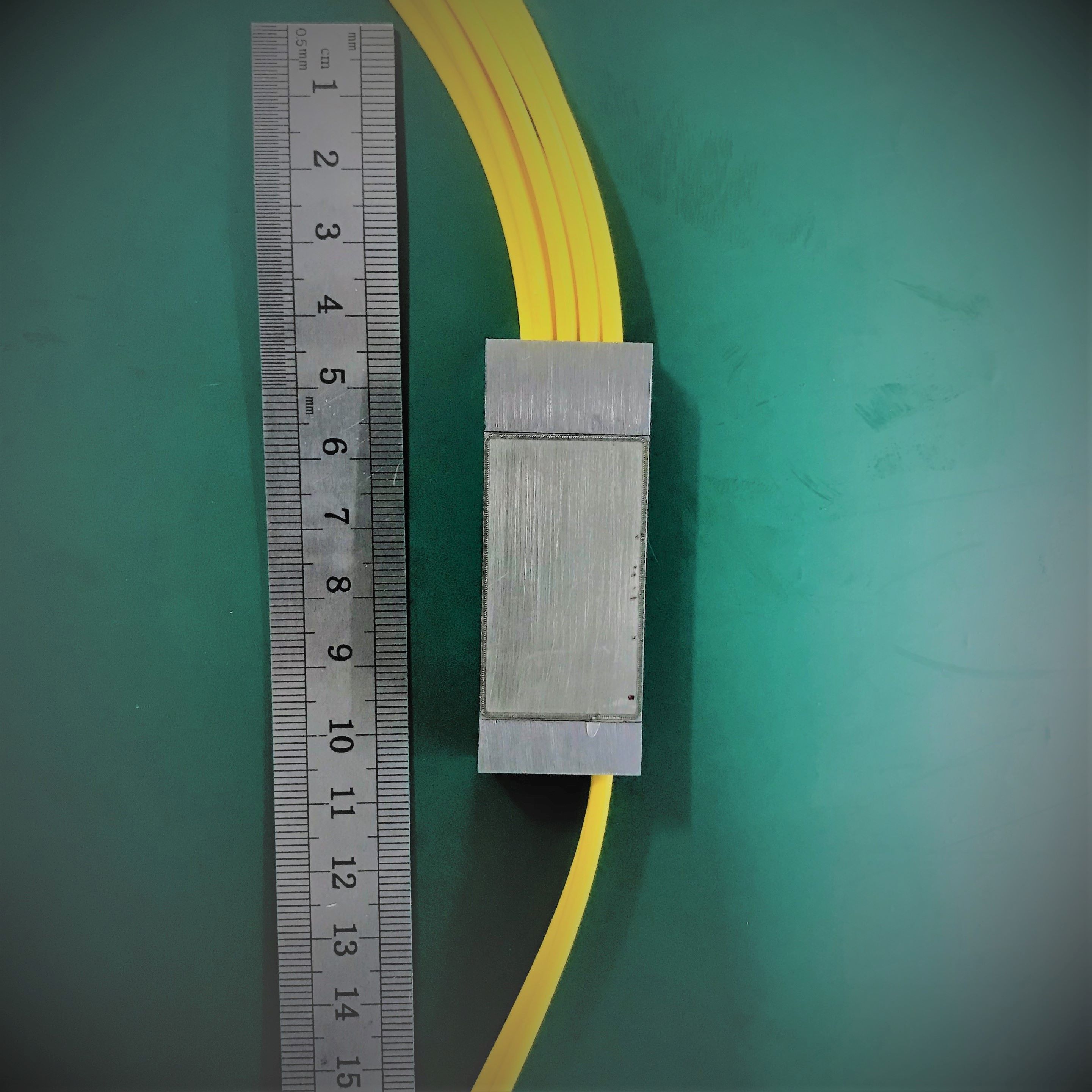 8通道MUX和DEMUX共封裝的DWDM可分支光纜器件 2X8 CH DWDM 